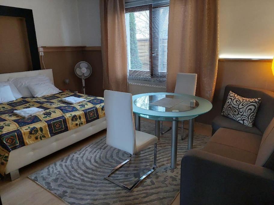 Ujszeged Apartman Exteriér fotografie