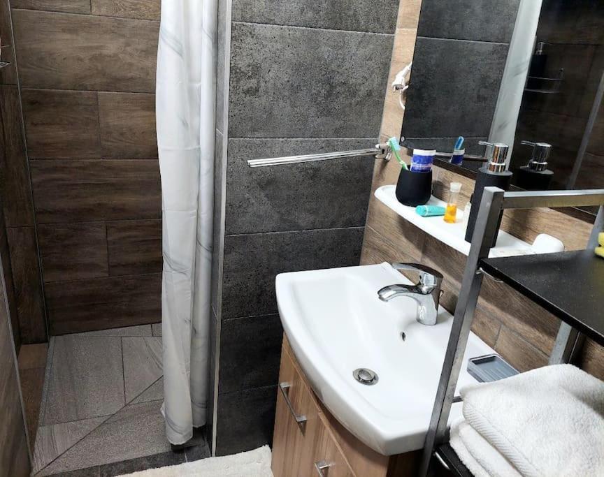 Ujszeged Apartman Exteriér fotografie