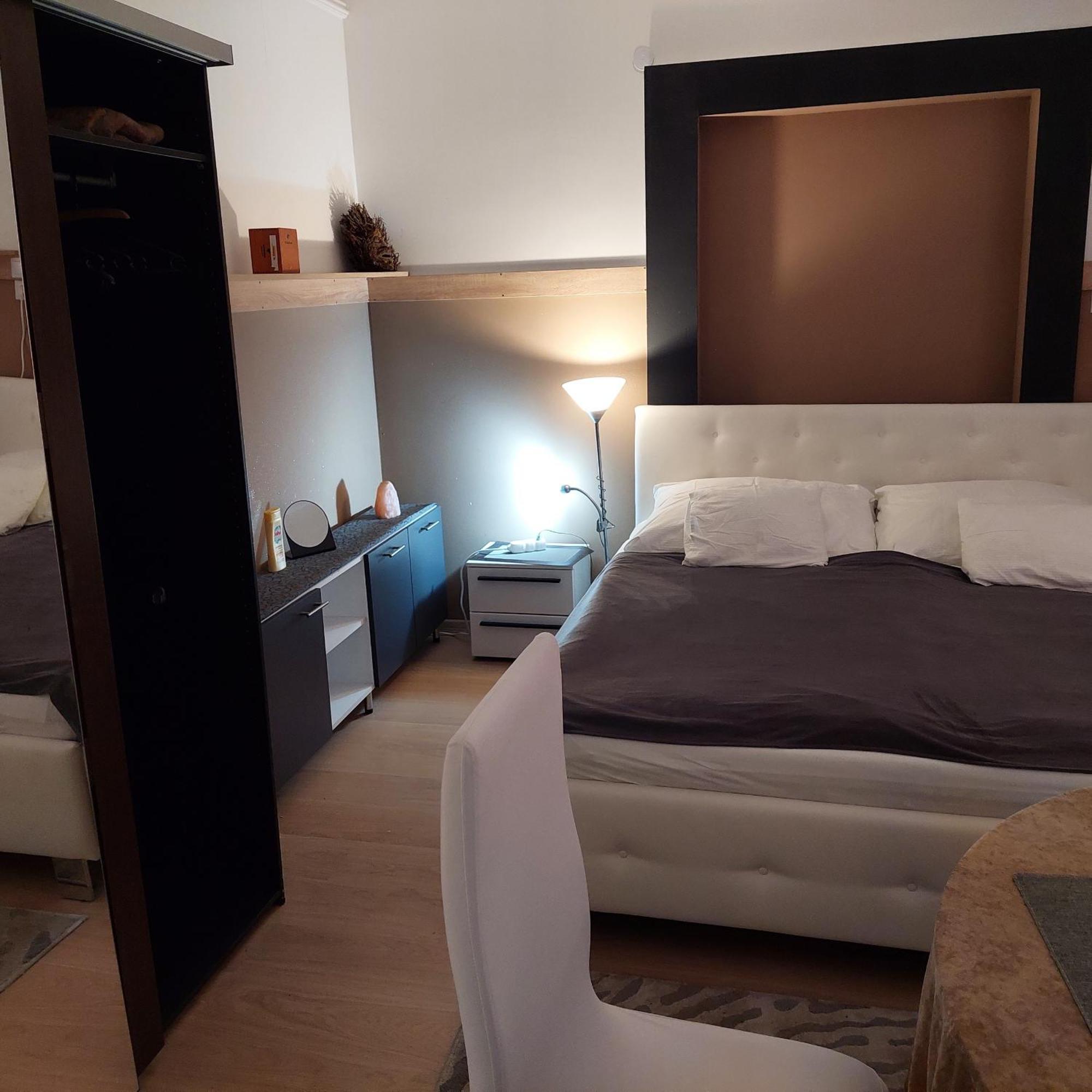 Ujszeged Apartman Exteriér fotografie