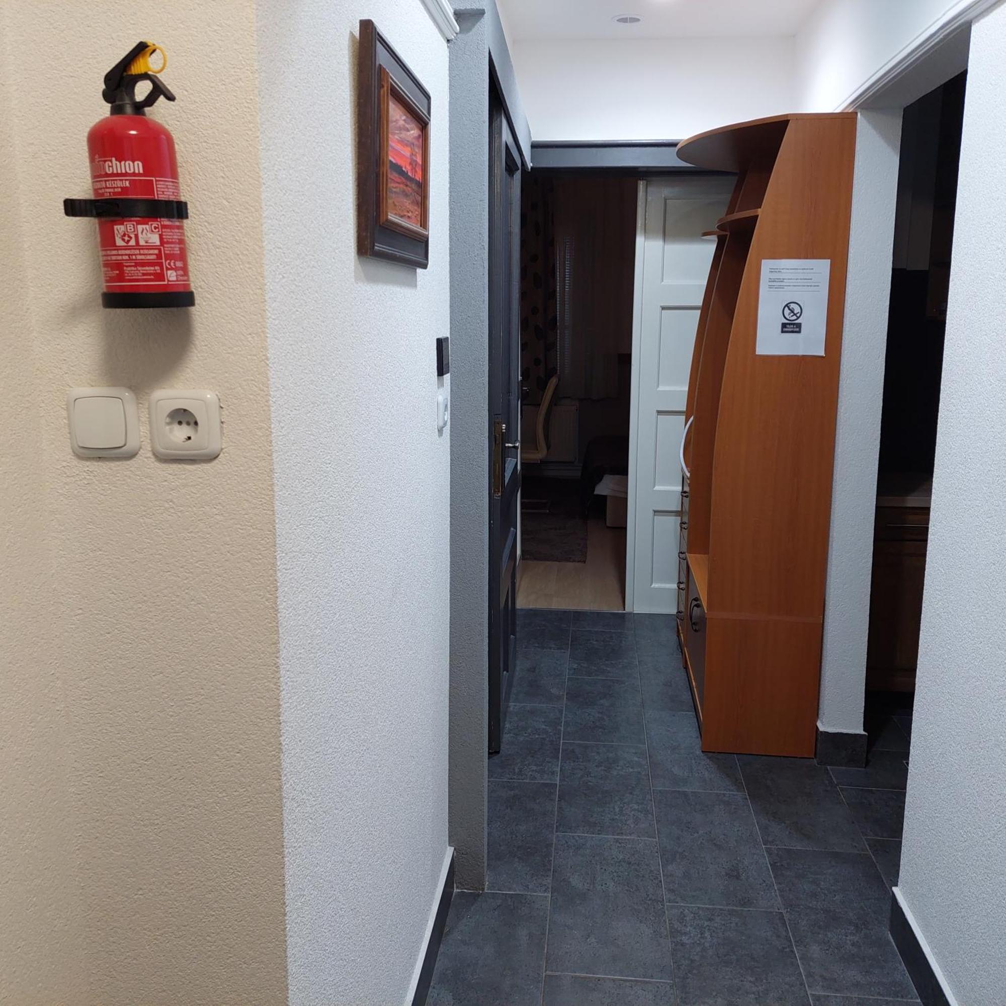 Ujszeged Apartman Exteriér fotografie